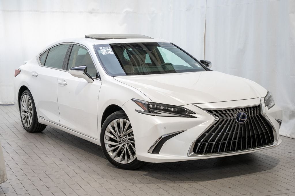 2022 Lexus ES 300h Ultra Luxury