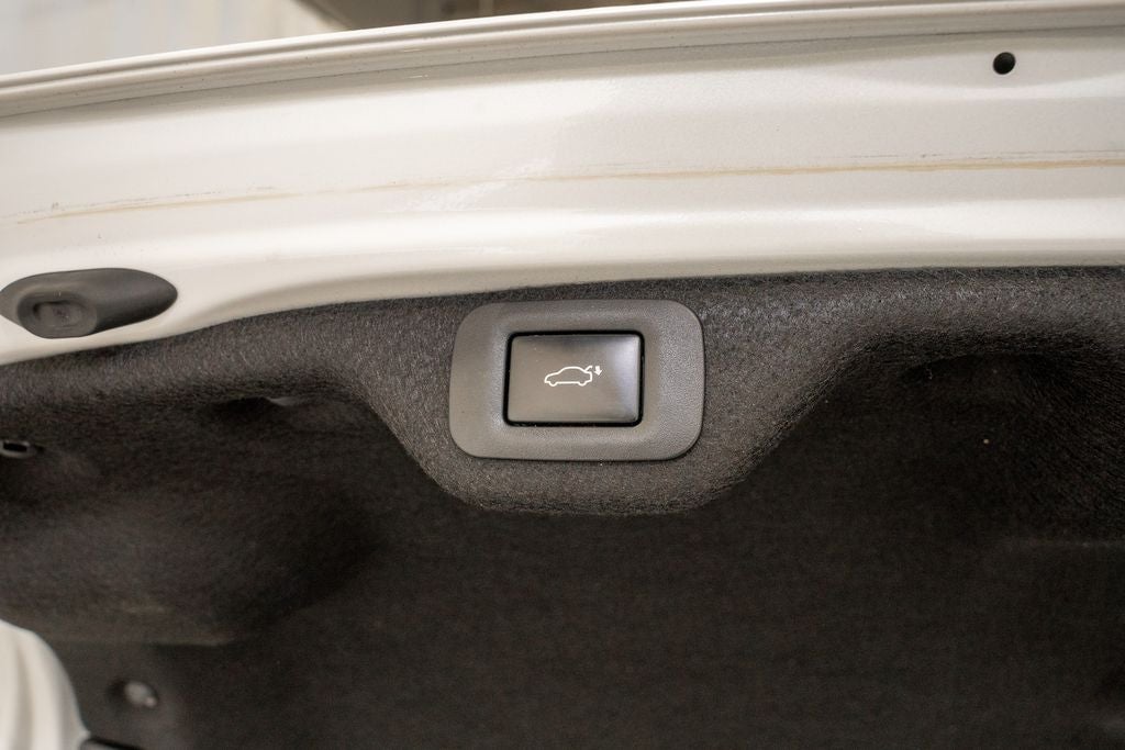 2022 Lexus ES 300h Ultra Luxury