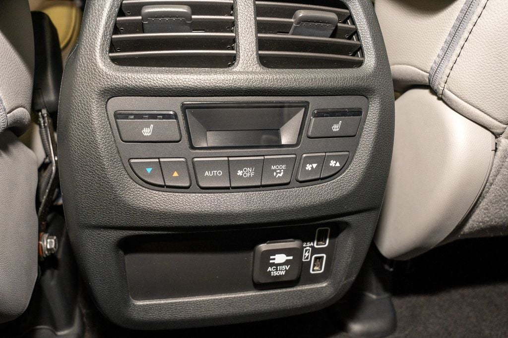 2023 Honda Passport Elite