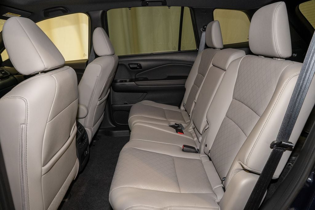 2023 Honda Passport Elite