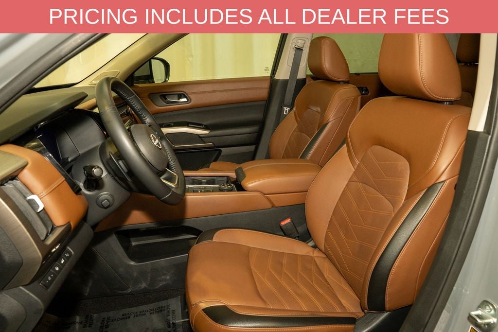 2023 Nissan Pathfinder Platinum