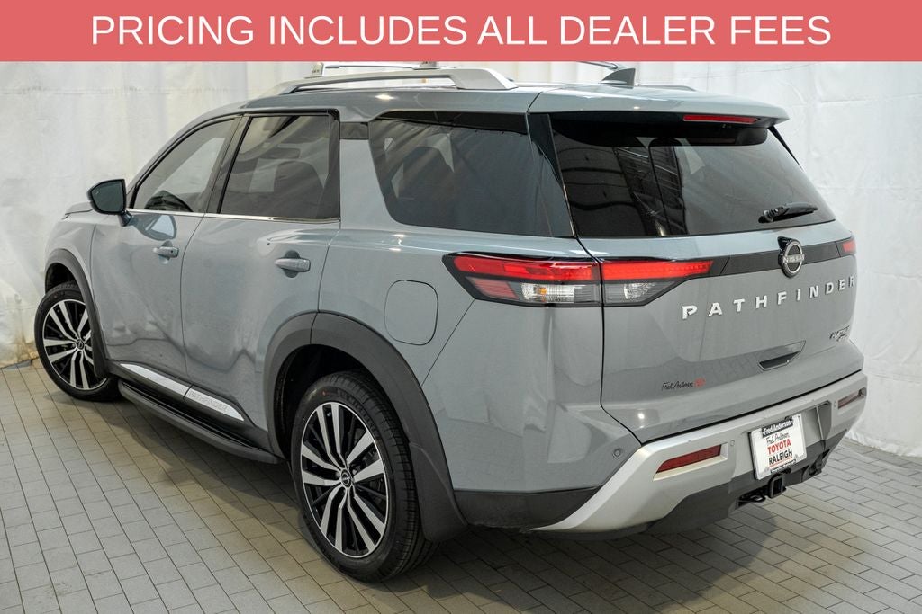 2023 Nissan Pathfinder Platinum