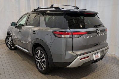 2022 Nissan Pathfinder Platinum