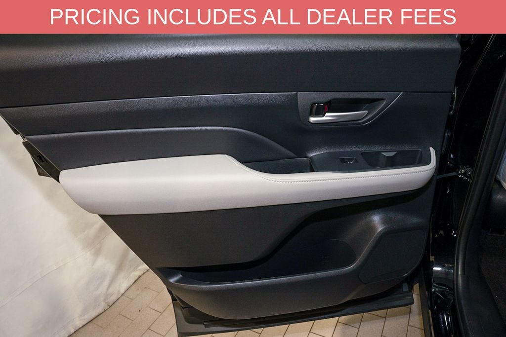 2025 Toyota Grand Highlander LE