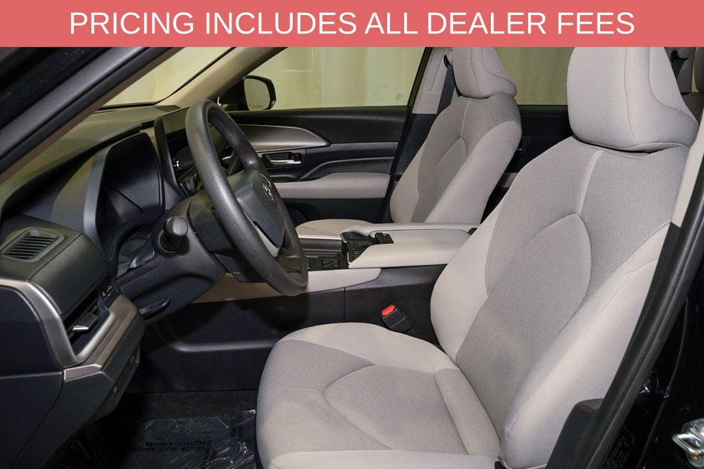 2025 Toyota Grand Highlander LE