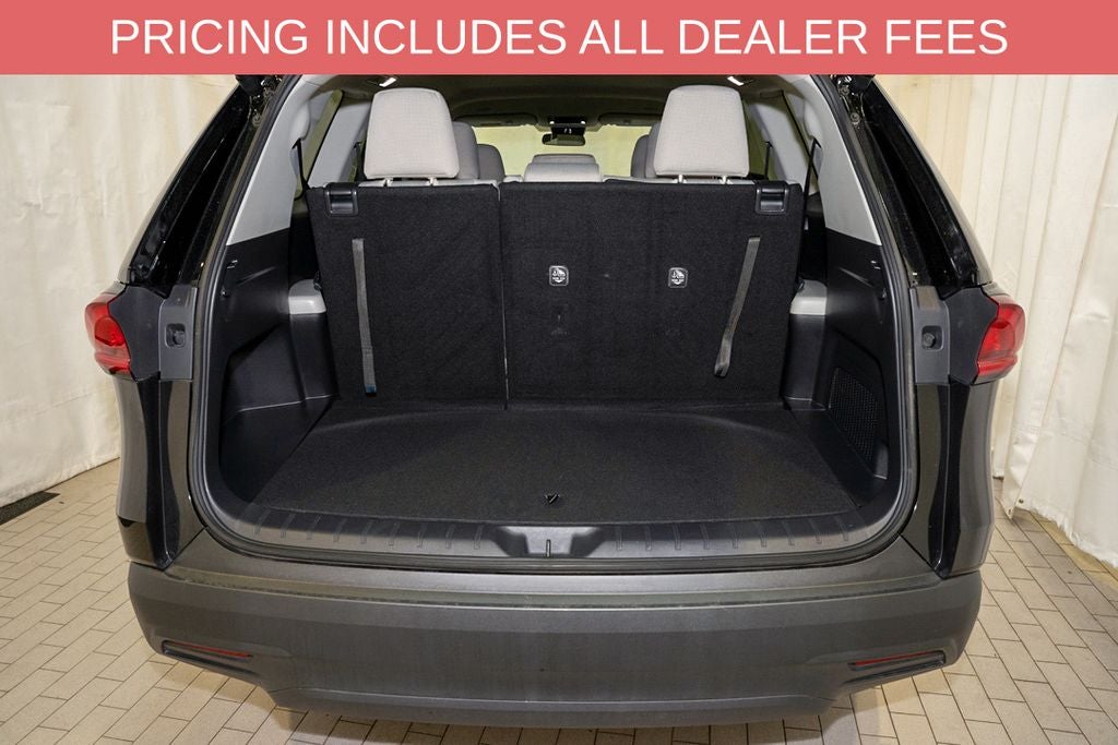 2025 Toyota Grand Highlander LE