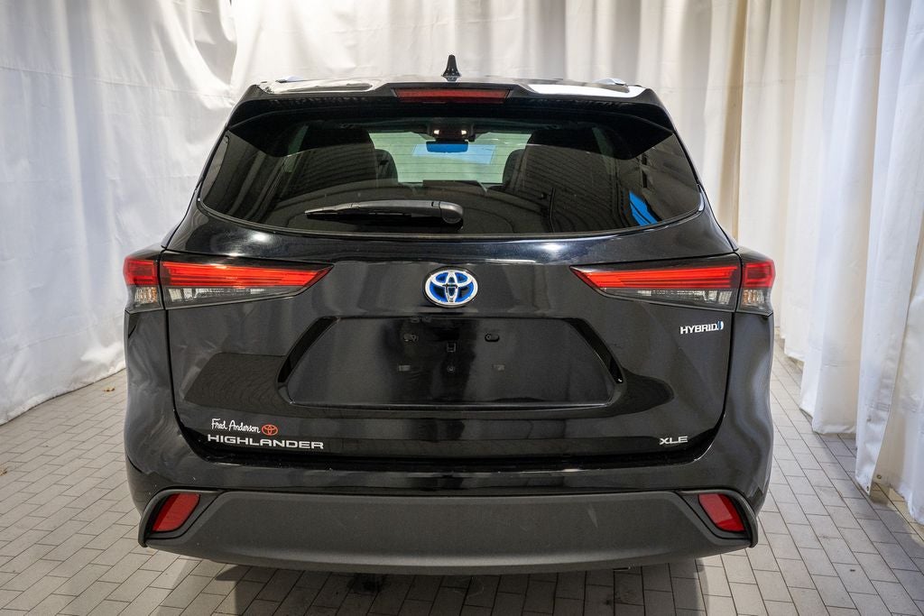 2023 Toyota Highlander Hybrid Bronze Edition