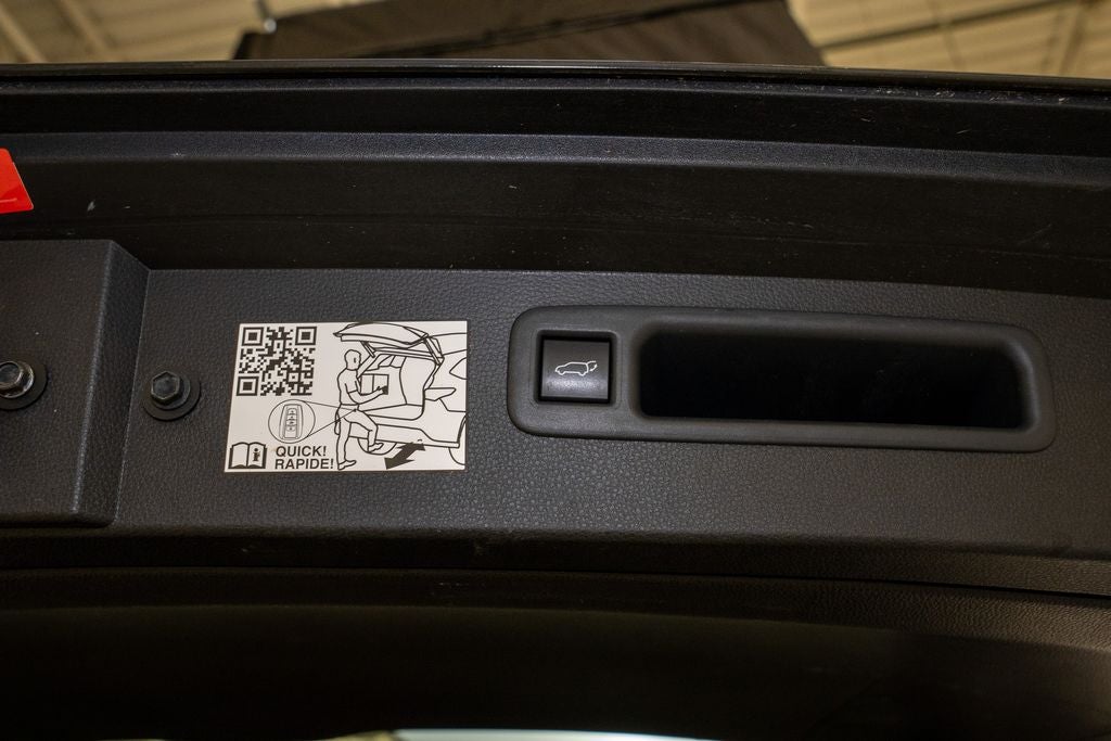 2023 Toyota Highlander Hybrid Bronze Edition