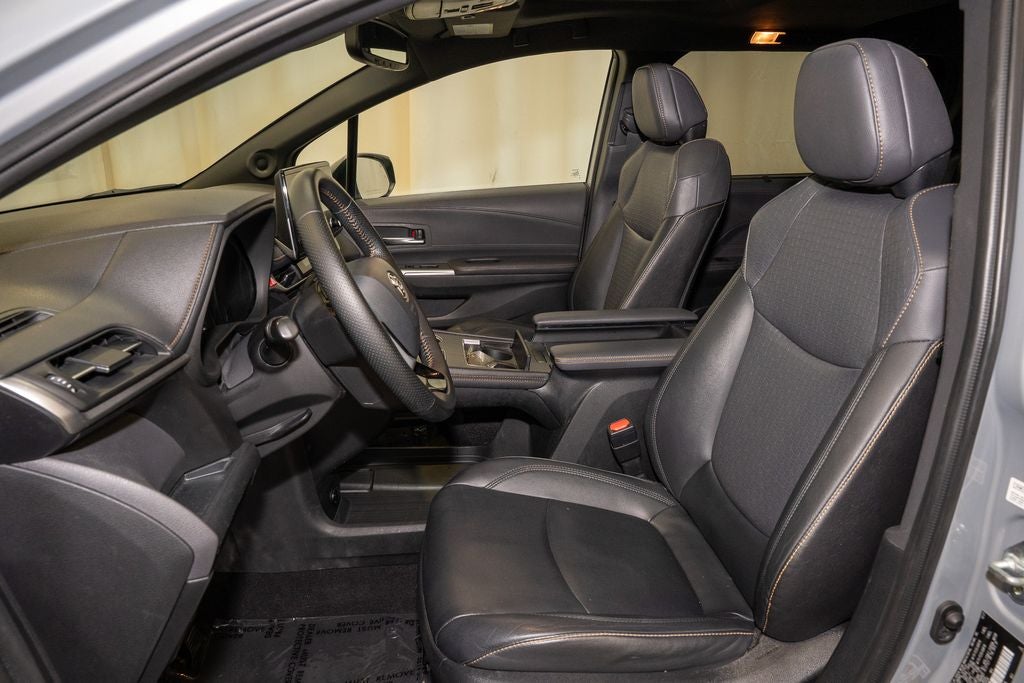 2022 Toyota Sienna Woodland Edition XLE