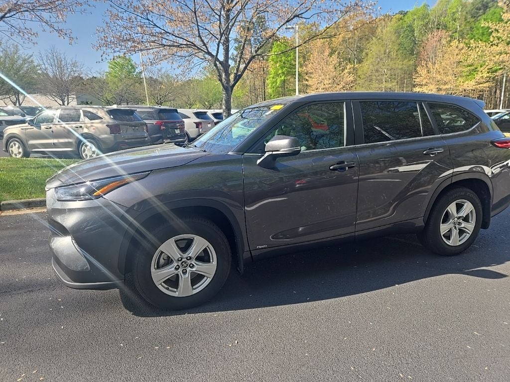 2023 Toyota Highlander Hybrid LE