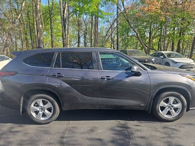 2023 Toyota Highlander Hybrid LE