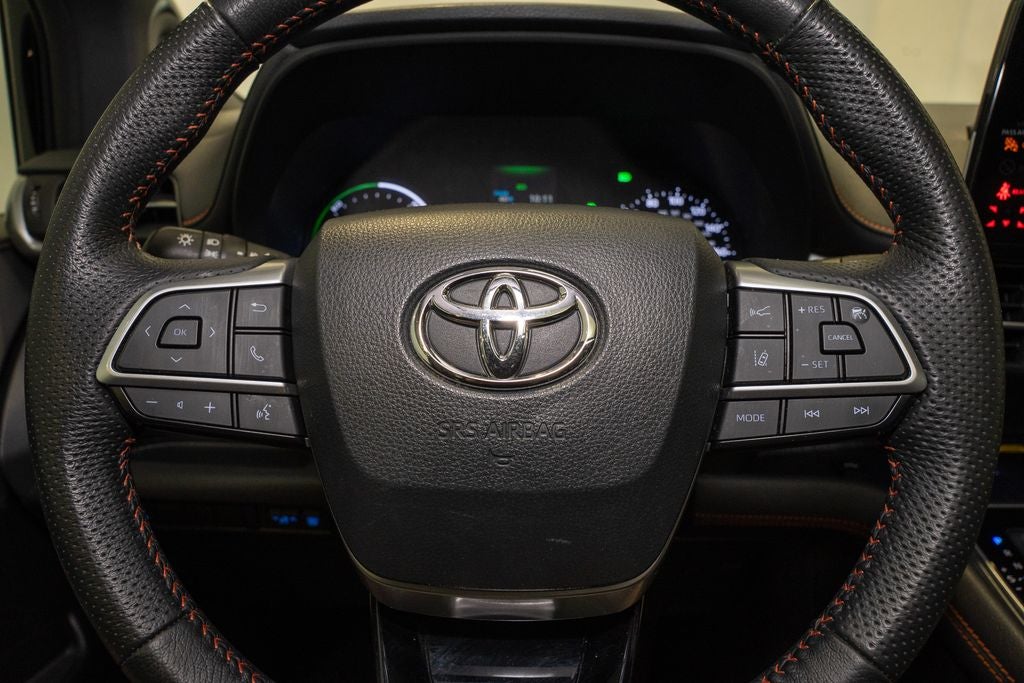 2022 Toyota Sienna XSE 7 Passenger