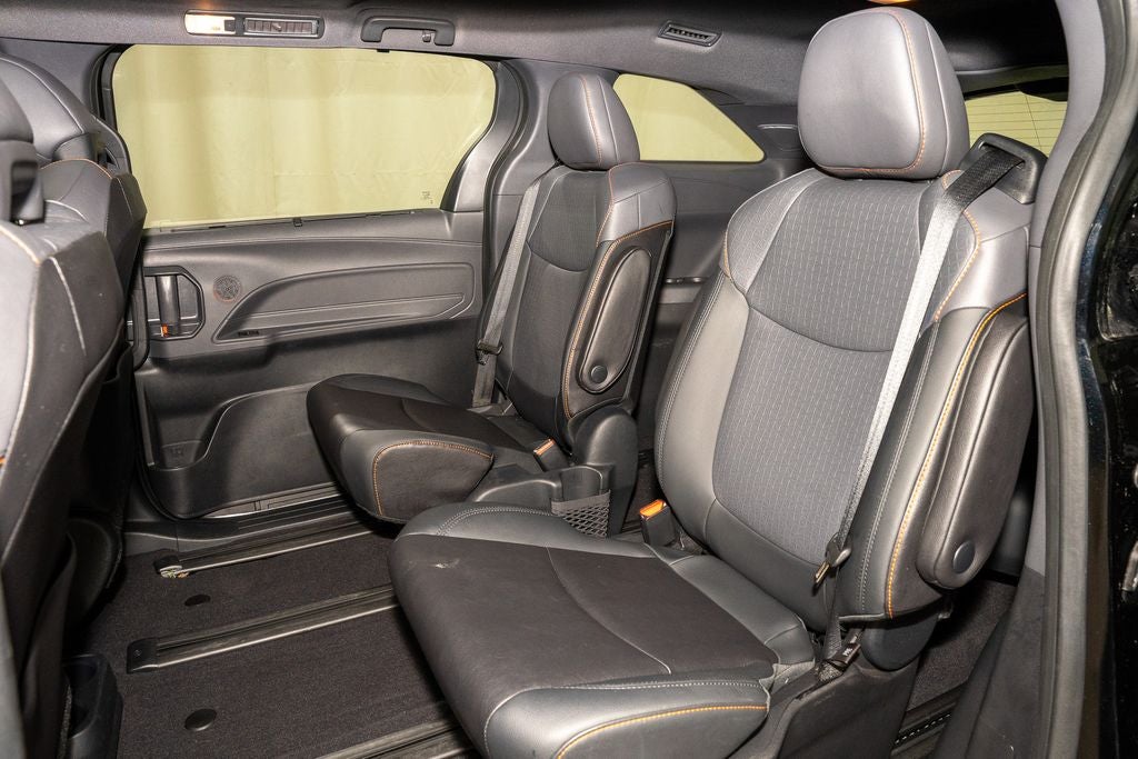 2022 Toyota Sienna XSE 7 Passenger