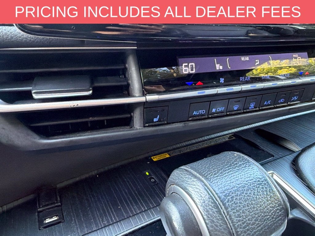 2022 Toyota Sienna XSE 7 Passenger