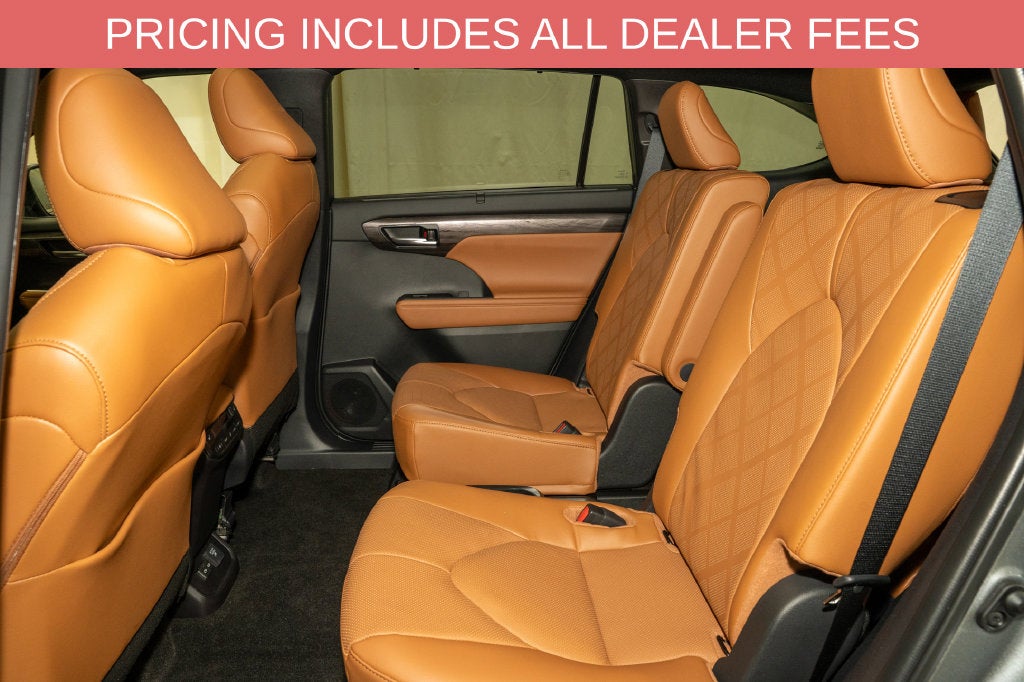 2026 Toyota Highlander Hybrid Platinum