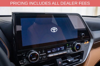 2026 Toyota Highlander Hybrid Platinum
