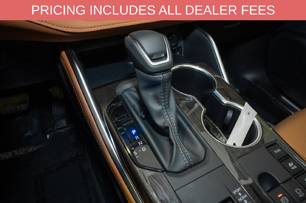 2026 Toyota Highlander Hybrid Platinum