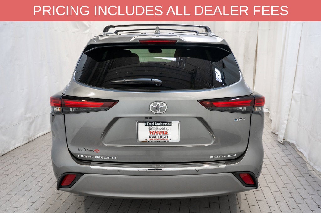2026 Toyota Highlander Hybrid Platinum