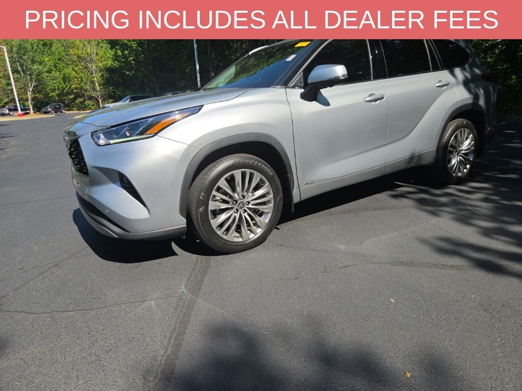2024 Toyota Highlander Hybrid Platinum