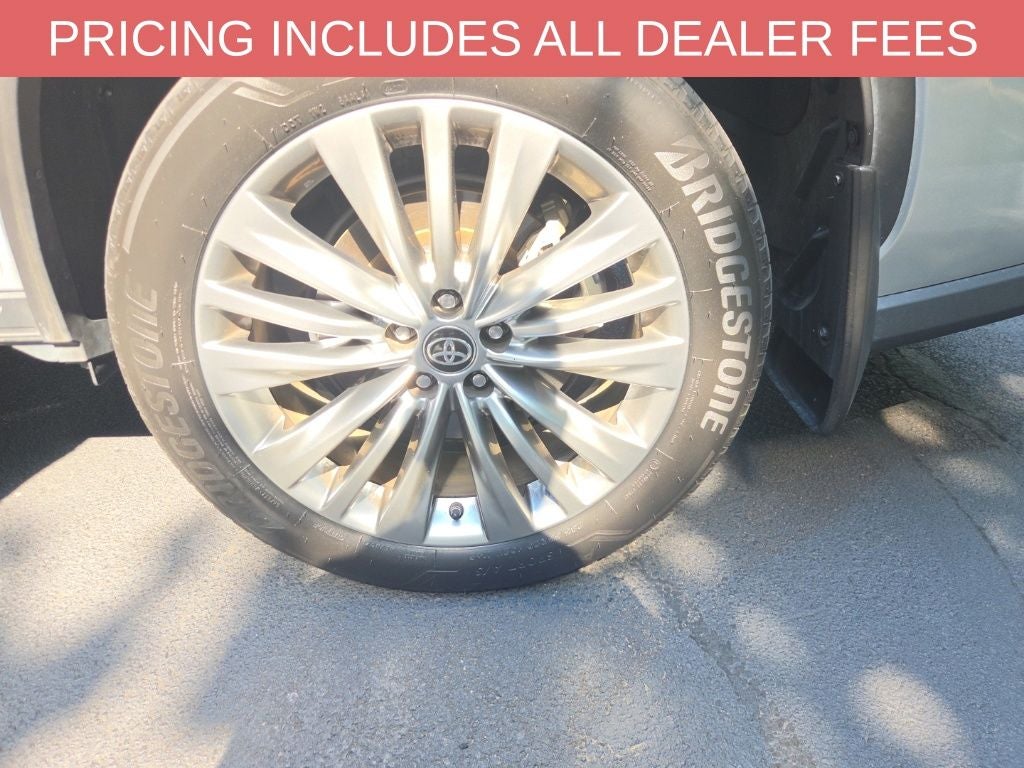 2024 Toyota Highlander Hybrid Platinum