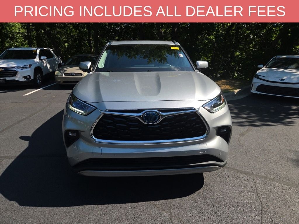 2024 Toyota Highlander Hybrid Platinum
