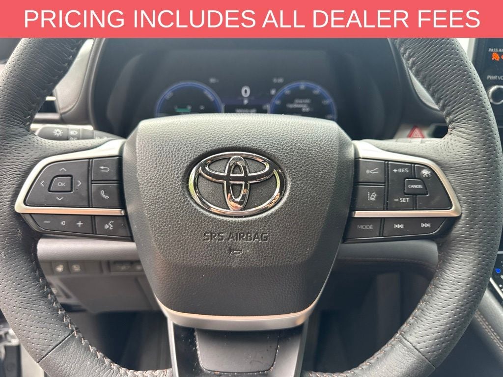 2025 Toyota Sienna Platinum 7 Passenger