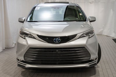 2022 Toyota Sienna Platinum 7 Passenger