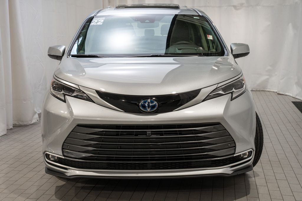 2022 Toyota Sienna Platinum 7 Passenger