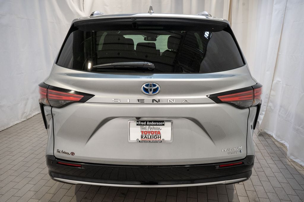 2022 Toyota Sienna Platinum 7 Passenger