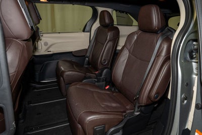2022 Toyota Sienna Platinum 7 Passenger