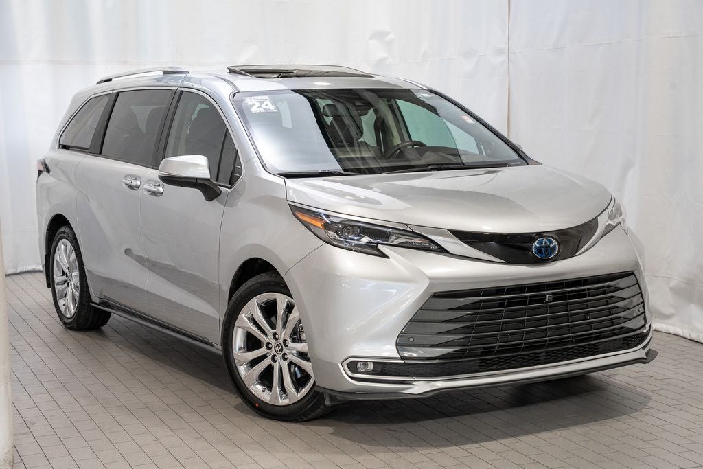 2024 Toyota Sienna Platinum 7 Passenger