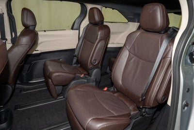 2024 Toyota Sienna Platinum 7 Passenger
