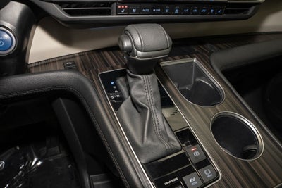 2024 Toyota Sienna Platinum 7 Passenger