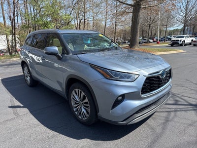 2021 Toyota Highlander Hybrid Platinum