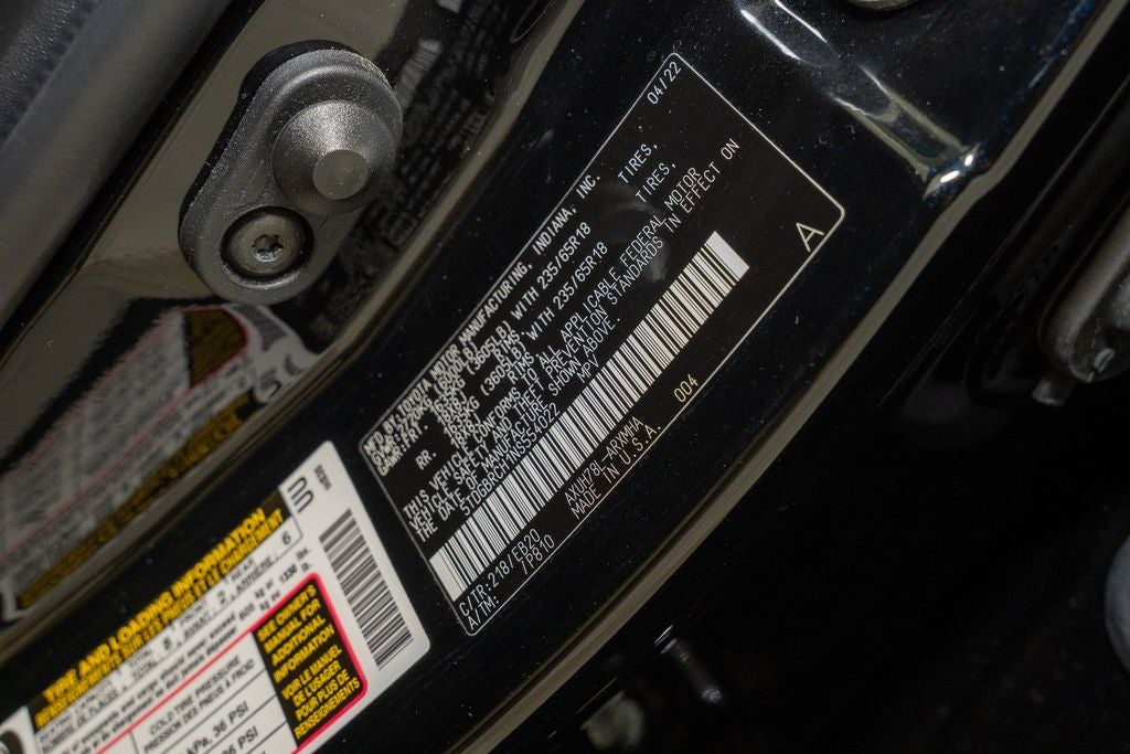 2022 Toyota Highlander Hybrid XLE