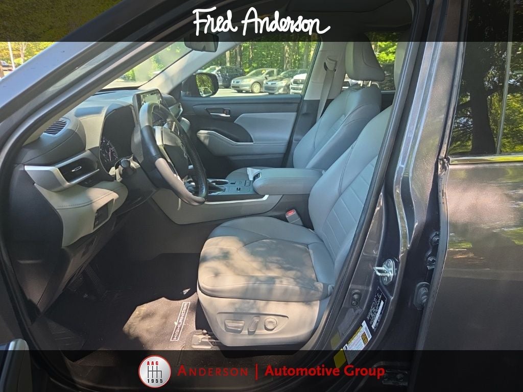 2022 Toyota Highlander XLE