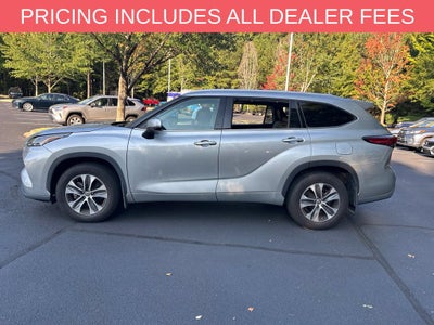 2022 Toyota Highlander XLE