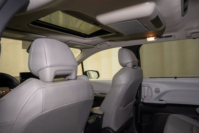 2025 Toyota Sienna XLE