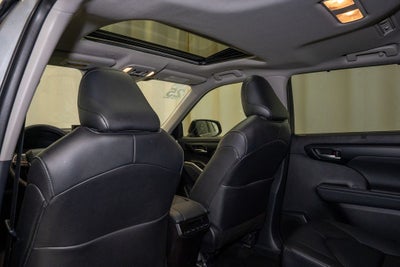 2025 Toyota Highlander Hybrid XLE