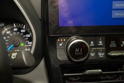 2025 Toyota Highlander Hybrid XLE