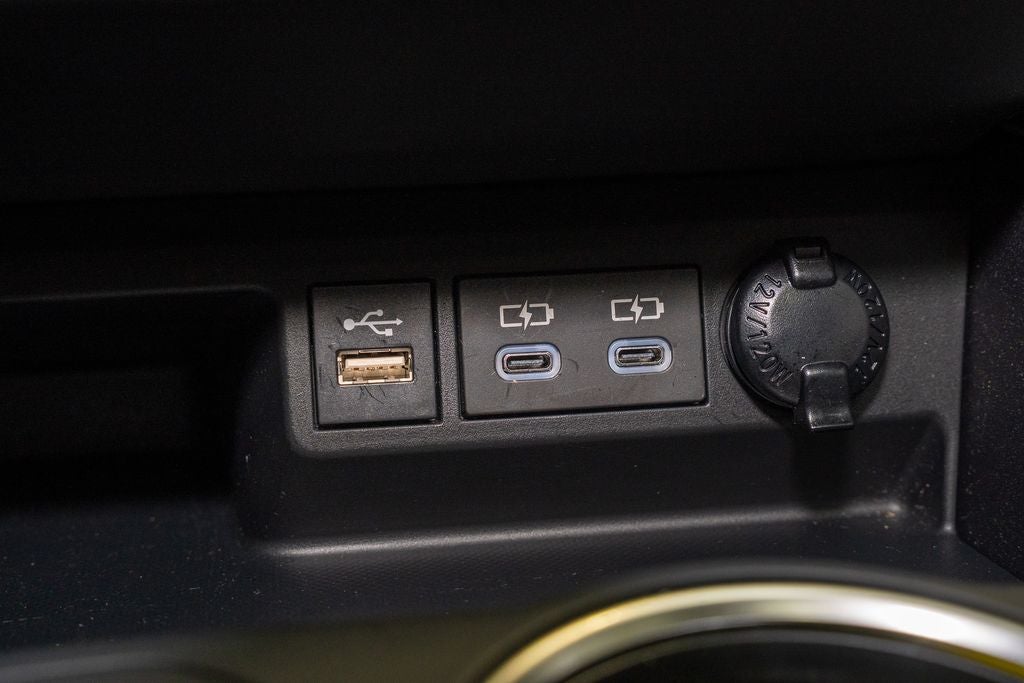 2025 Toyota Highlander Hybrid XLE