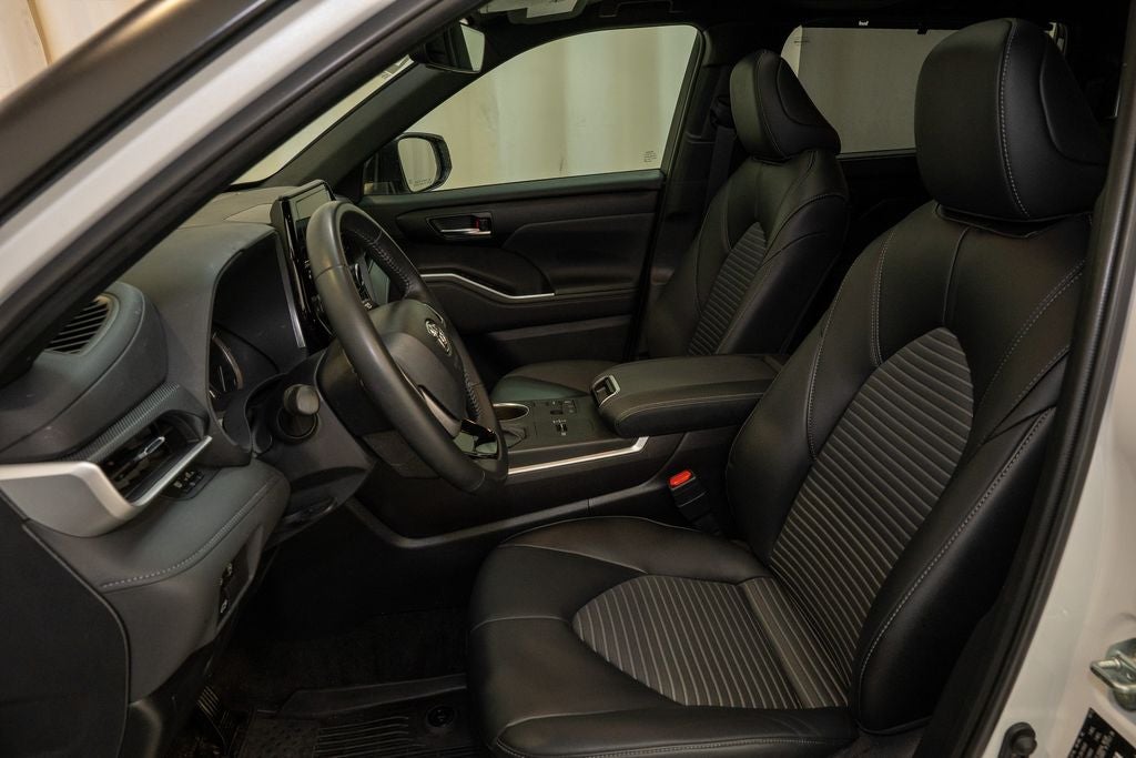 2024 Toyota Highlander XSE