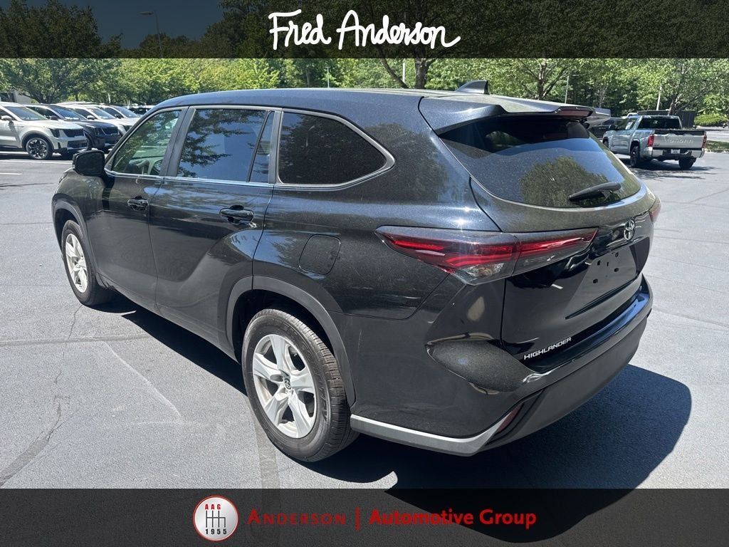 2025 Toyota Highlander LE