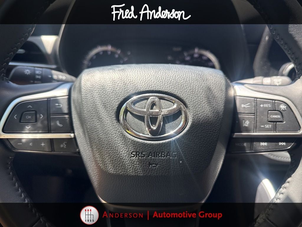 2025 Toyota Highlander LE