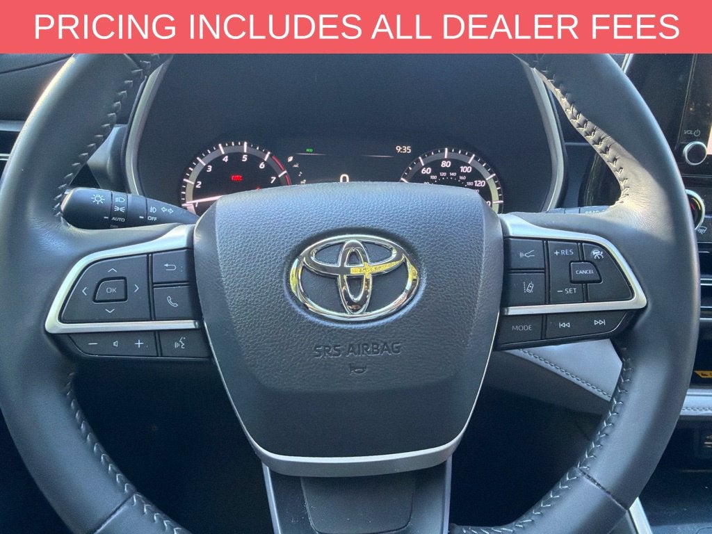 2024 Toyota Highlander XLE
