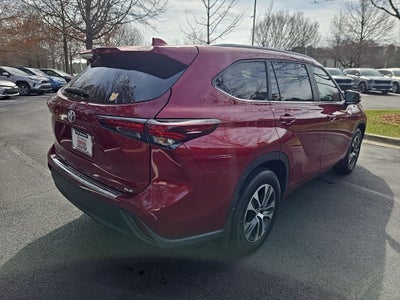2024 Toyota Highlander XLE