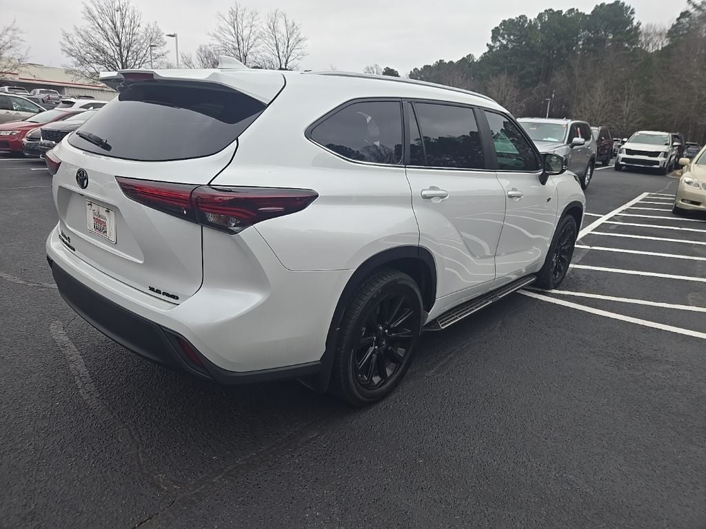 2024 Toyota Highlander XLE
