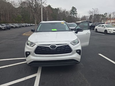 2024 Toyota Highlander XLE