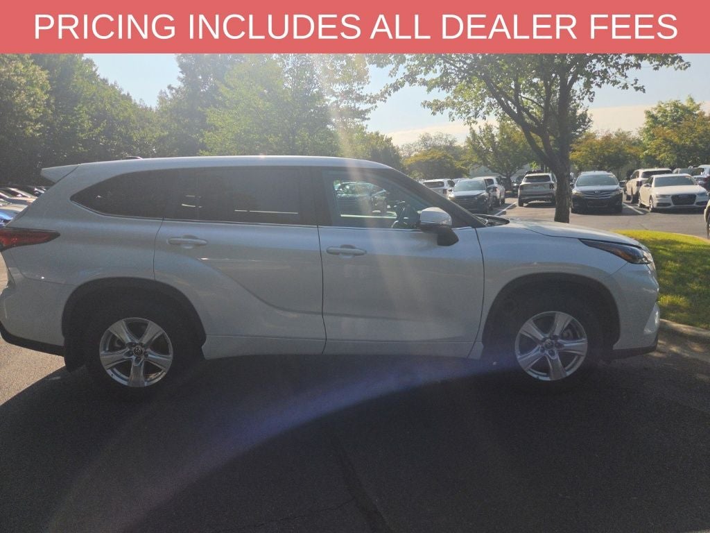 2025 Toyota Highlander LE