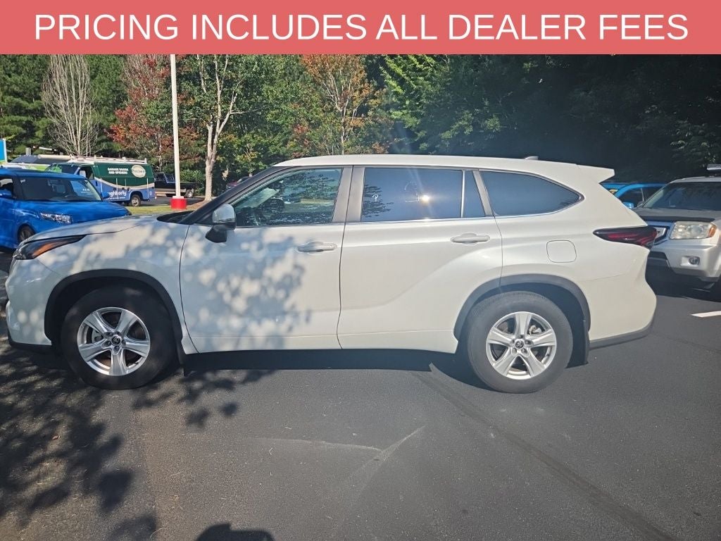 2025 Toyota Highlander LE
